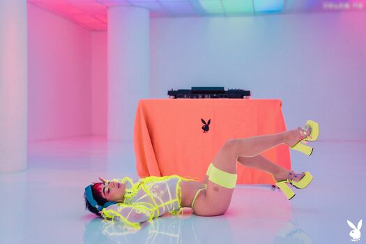 Mia Valentine / Mia V