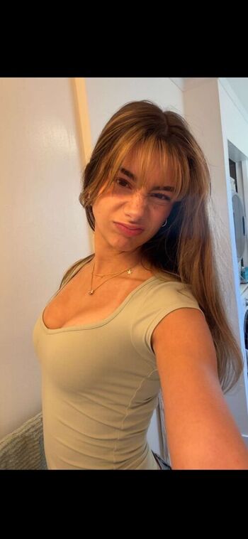 Mikayla Campinos