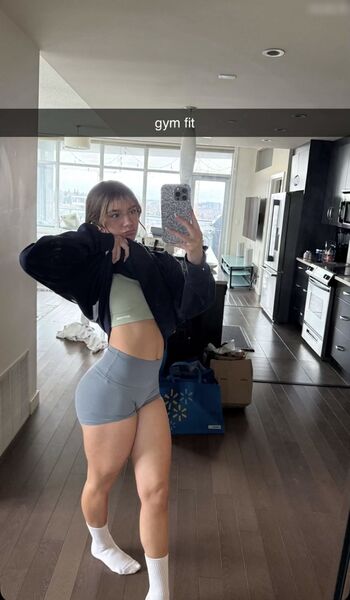 Mikayla Campinos