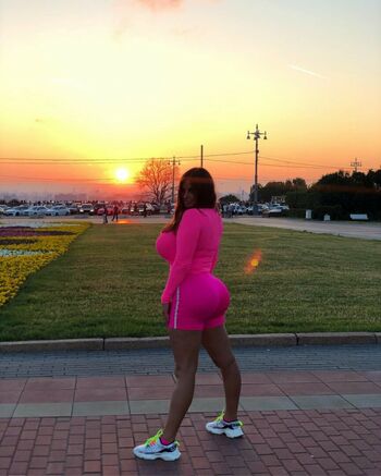 Mila Pink