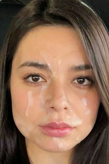 Miranda Cosgrove
