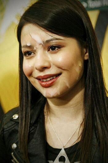 Miranda Cosgrove