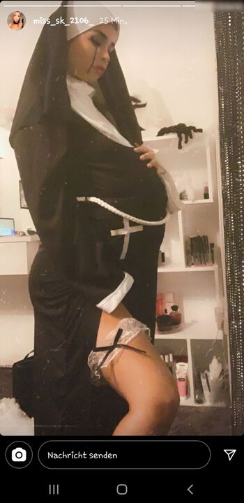 miss_secret_21