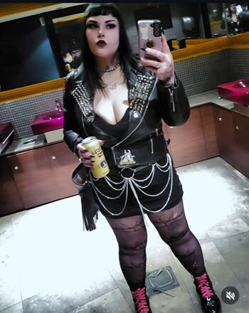 mistress.nocturna.nyx