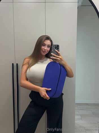 mollymeeeow