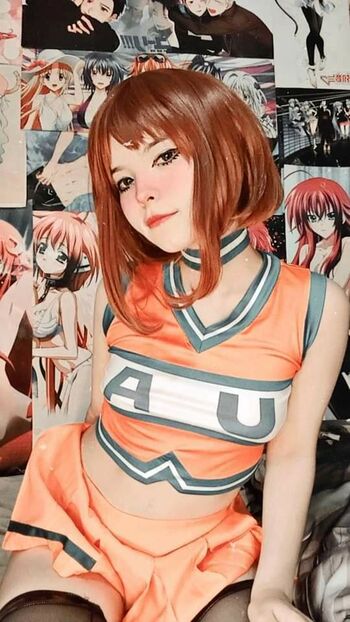 Momoiro Cosplay