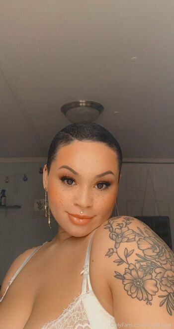 mulattogirl