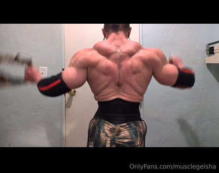 musclegeisha