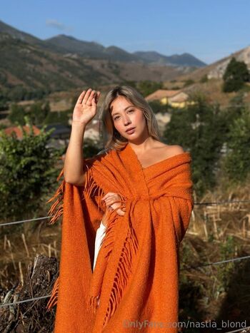nastia_blond