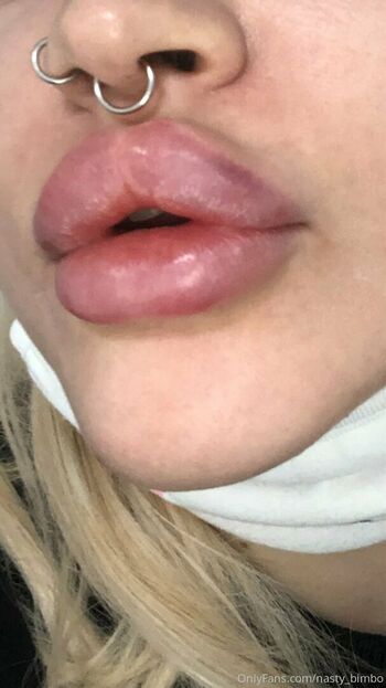 nasty_bimbo