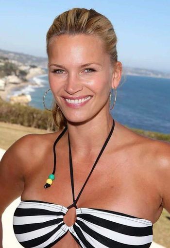 Natasha Henstridge
