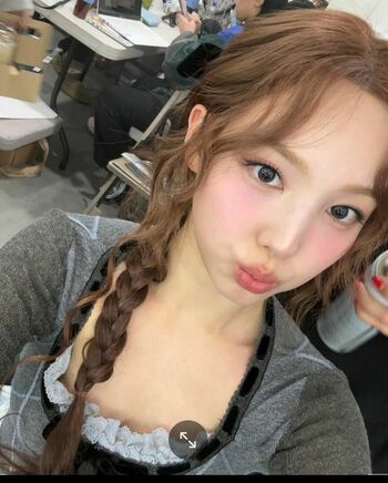 Nayeon