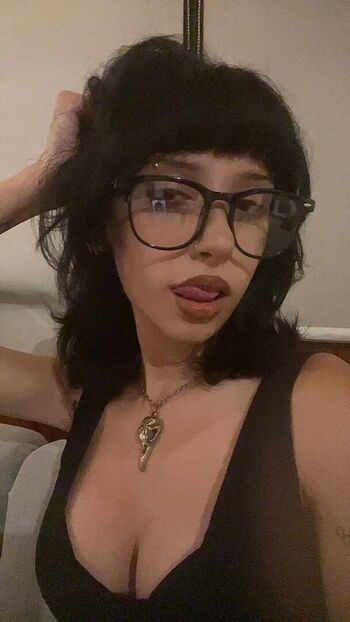 nayyoushaa-diiorcuts-g59nai