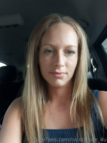 nicolejade_4u