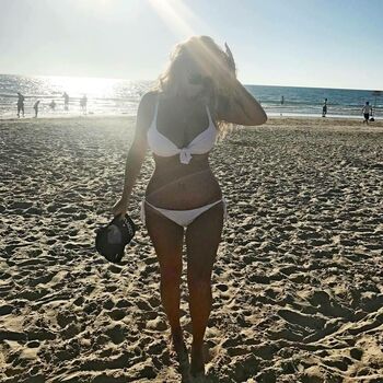Nicolle A