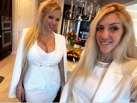 Nicolle A