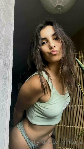 nika_la