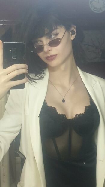 Niki Zmf