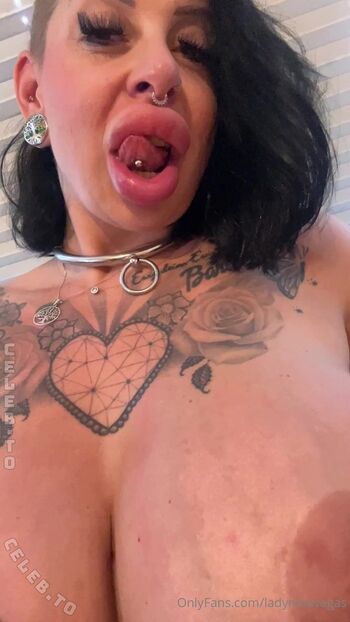 Nina Vegas