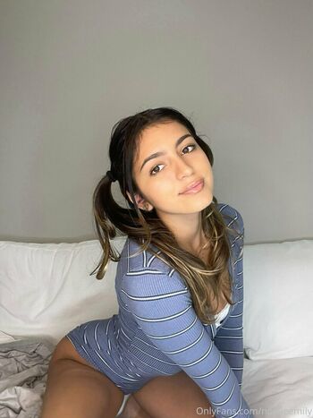 noelleemily