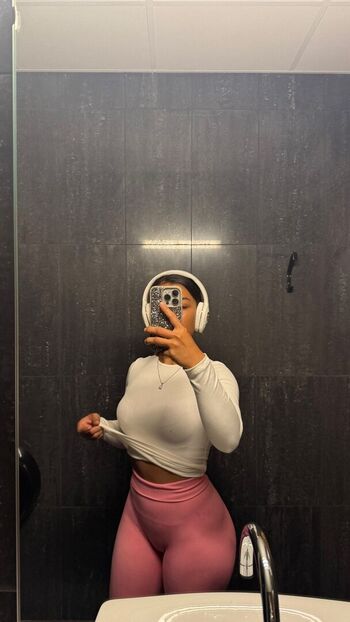 Okyyoliviaa