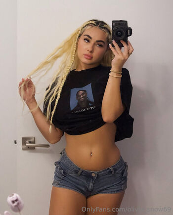 olivia_snow69