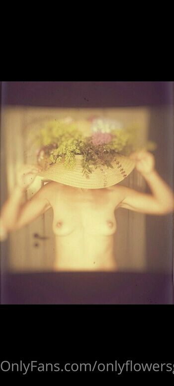 onlyflowersgirl