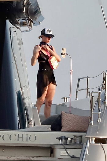 Paris Hilton
