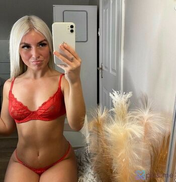 petiteblondee