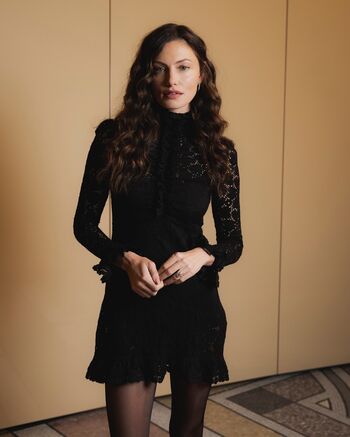 Phoebe Tonkin