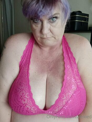 pinkywinky22
