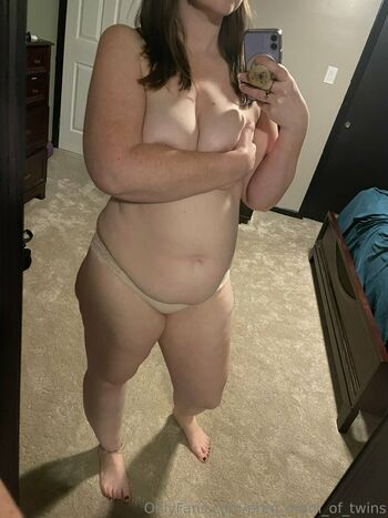 preg_mom_of_twins
