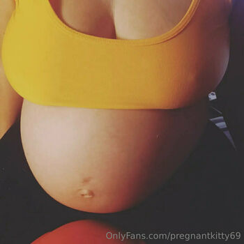 pregnantkitty69
