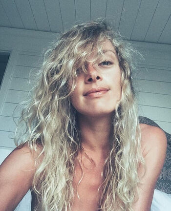 Rachel Skarsten