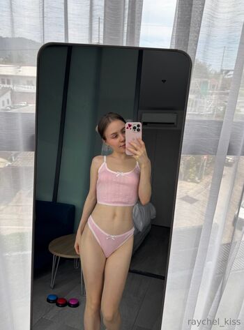raychel_kiss