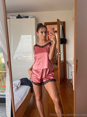 rebyrose