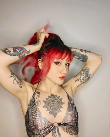 Redfoxy12