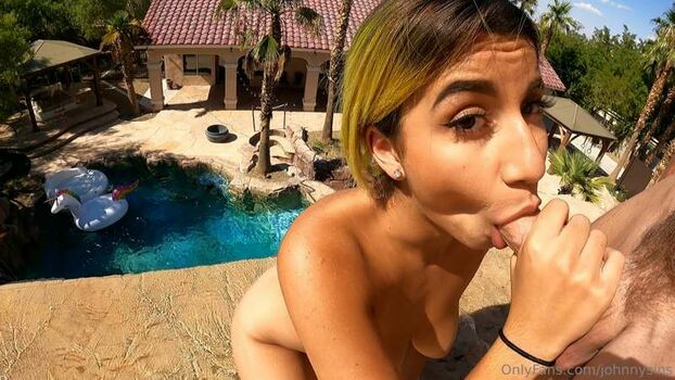 Roxie Sinner