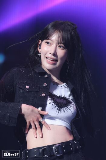 Sakura Miyawaki 宮脇 咲良