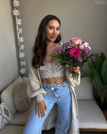 Samira Yasmin Leila