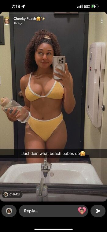 Sandi Rollen