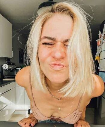 Sarah Kim Gries
