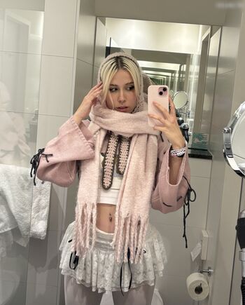 Sarahtoninx9_