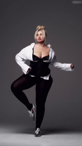 Sarina Nowak
