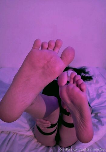 sasha_s.little.feet