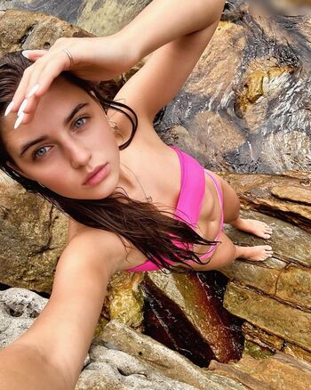 Savannah Clarke