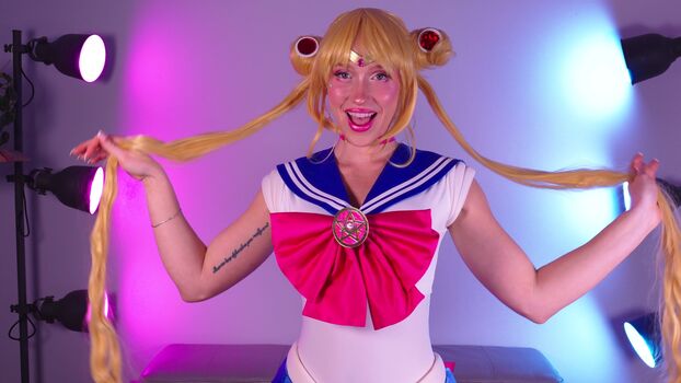 Secretcrush / Scarletchase