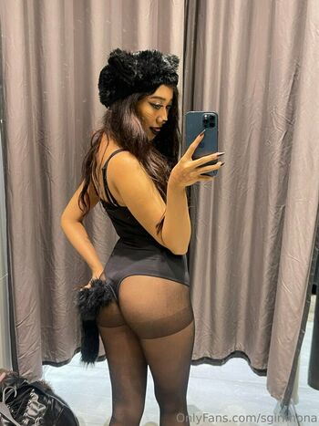sgirlmona