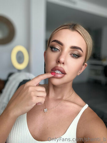 shanti_big_ass