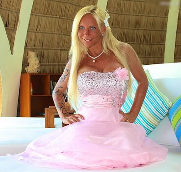Sharon Da Vale